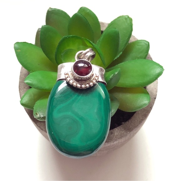 Bali Style Malachite Garnet Sterling Silver Pendant - Picture 2 of 8